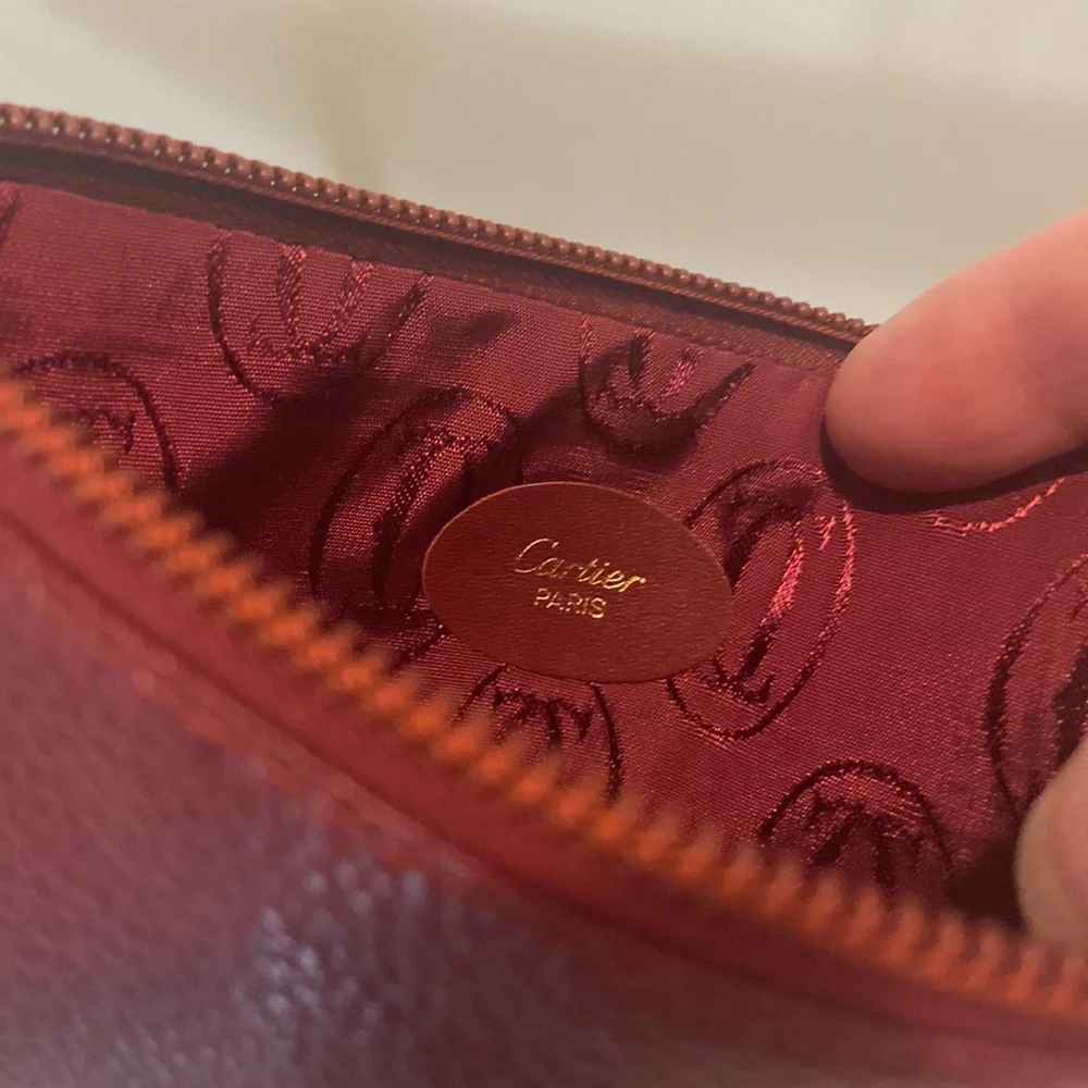 - CARTIER PARIS ZIP POUCH with COA - Picture 4 of 8